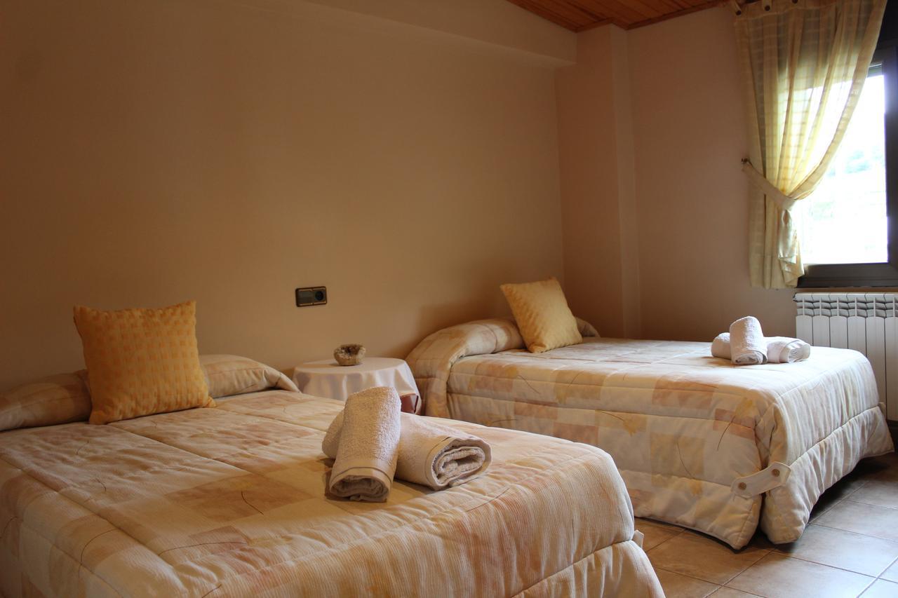 Apartamentos Turisticos Can Rocamora Aren Luaran gambar